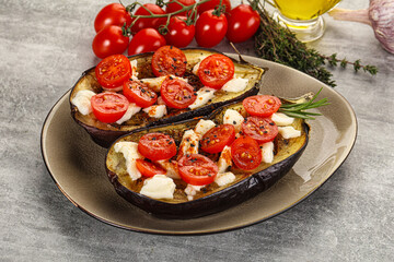 Baked eggplant with cheese and tomato