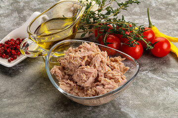 Canned tuna fillet for salad