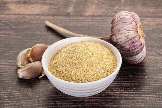 Dry granulated garlic aroma seasoning