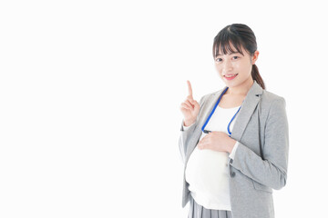 指をさす妊娠中のビジネスウーマン