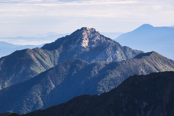 Fototapeta premium 南アルプスの甲斐駒ヶ岳