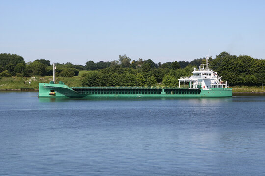 Nord-Ostseekanal nahe Kiel, Schleswig-Holstein, Deutschland, Arklow Cadet, Arklow