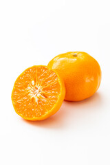 白背景にミカン