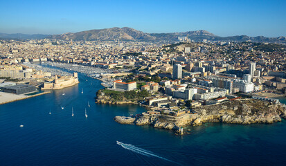 Fototapeta premium Vue aérienne de Marseille Vieux Port