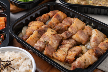 Korean food, pork belly, grilled, galbi, seasoning, galbitang, side dishes,