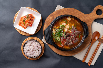 Korean food, Korean beef, beef, bibimbap, rice soup, raw meat, kimchi stew, stew, beef tartare, side dishes, spicy, tofu