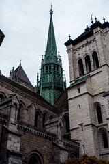Fototapeta na wymiar st pierre cathedral geneva 