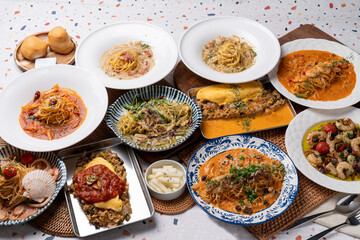 Pepper, tomato, pasta, spaghetti, rosé, shrimp, cream, perilla, aglio e olio, trouble, pollack, tripe, garlic, omurice, gambas, al-hiyo,