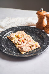 Healthy traditional Tuna salad with soda crackers