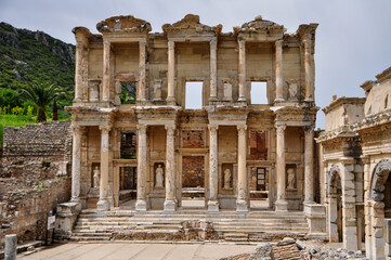 Obraz premium antic ephesus city and celsus library
