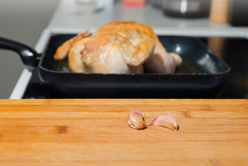 Natural garlic for grilled chicken
