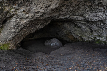 Höhlen in der Sächsischen Schweiz- Gamrighöhle 1 - obrazy, fototapety, plakaty
