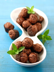 Little muffins of chocolate.