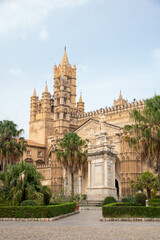 Fototapeta na wymiar the cathedral of Palermo, Sicily