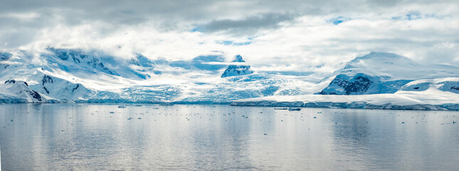 Frozen paradise, the breathtaking coast of the Antarctic peninsula, Paradise Bay, Antarctic...