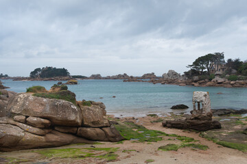 Obraz premium Magnifique paysage de la côte de granit rose à Ploumanac'h en Bretagne - France