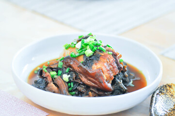 stew, pork stewed in gravy or stew pork, boiled pork or fresh ham