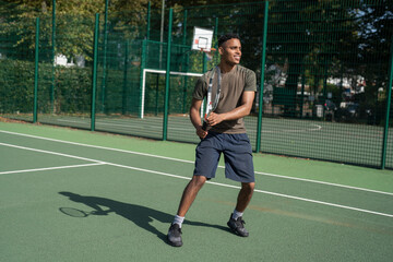 Man playing tennis