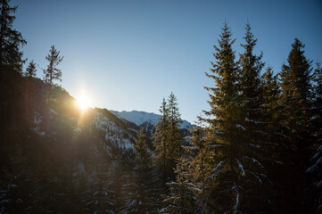 Fototapeta na wymiar landscape of mountains in the winter