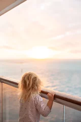 Foto op Plexiglas child on cruise balcony in bahamas © Alyssa
