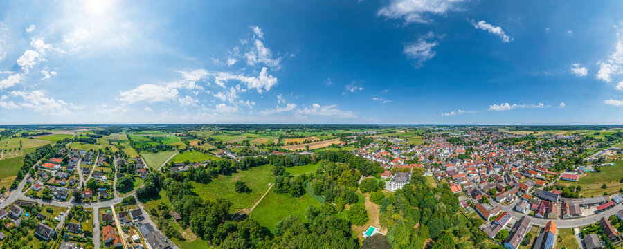 Jettingen-Scheppach in der schw&auml;bischen Region Donau-Iller von oben, 360 Grad Rundblick 
