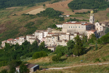 Fototapeta na wymiar Country landscape near Campobasso, Molise, Italy