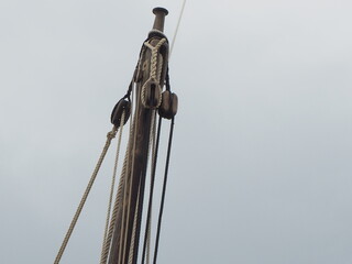 Set of tackle, arrows and ropes belonging to fishing boats