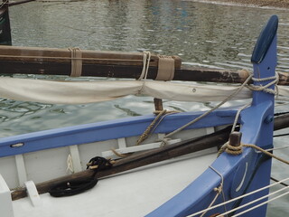 Set of tackle, arrows and ropes belonging to fishing boats