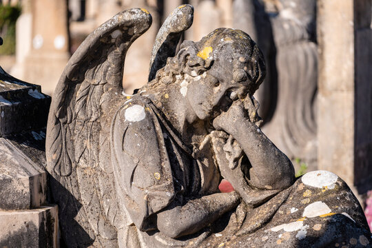 sad angel, work of Tom&agrave;s Vila, Llucmajor cemetery, Mallorca, Balearic Islands, Spain