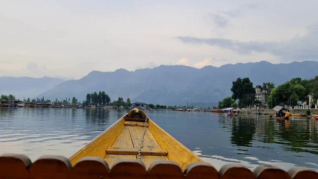 Shikara dal lake beautiful view