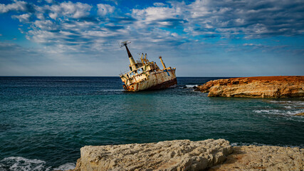 Naklejka premium old boat