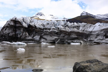 Sv&iacute;nafellsj&ouml;kull is a glacier in Iceland that forms a glacier tongue of Vatnaj&ouml;kull.
