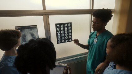 Medical students Discuss X-ray film