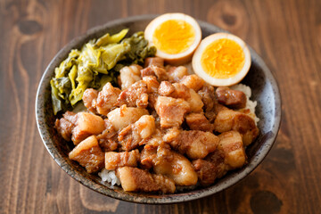ルーロー飯
