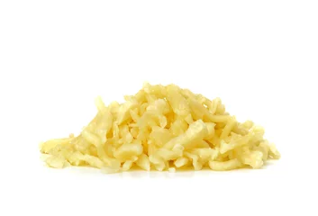 Foto op Plexiglas Shredded mozzarella cheese on white background © chuanthit