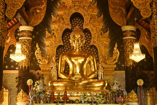 Somdet Phra Buddha Sikhi Thotsapalayan Conquer Maravikrom First Samma Sambodhiyan Sri Phra Jhana Banphot The principal Buddha image at Wat Pra That Doi Pra Chan.