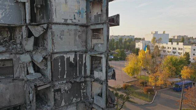 Ukraine war destroyed damage street bomb civil air building