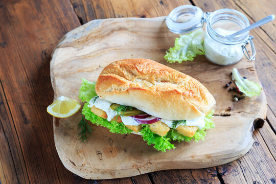 Backfischbr&ouml;tchen mit Remoulade