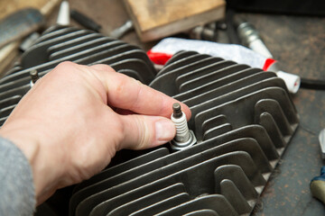 Snowmobile repair.Repair of the snowmobile engine.Disassembly of the engine and major repairs.