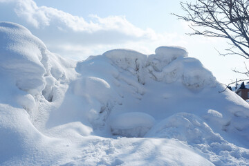 The snow piled up very high.