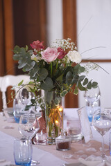 bouquet de fleur en décoration de table