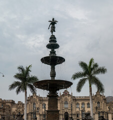 Obraz premium Plaza Mayor (Plaza de Armas), Lima's historical main sqaure and seat of goverment and religious instituins. Lima, Peru