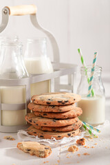 Sweet and crunchy vanilla cookies made of flour and cocoa.
