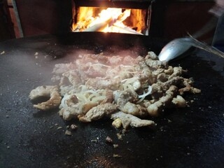 Comida, Carne, Fog&atilde;o &aacute; Lenha. 