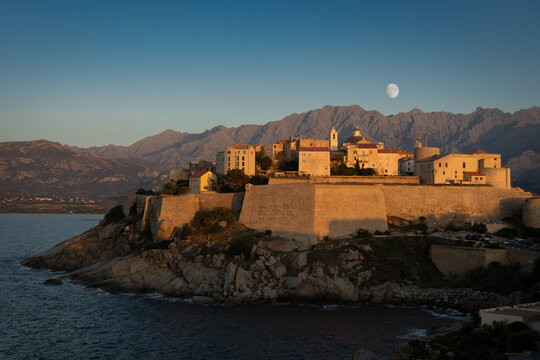 Korsika, Calvi