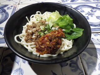 Garlic-flavored noodles eaten in Taipei, Taiwan