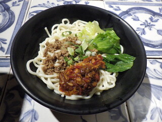 Garlic-flavored noodles eaten in Taipei, Taiwan