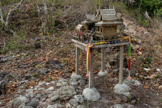 Geisterh&auml;uschen in Thailand