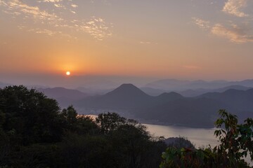 五老ヶ岳公園から見る丹後富士の夕焼けの情景