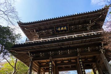 Fototapeta na wymiar 山口県下関市の功山寺仏殿